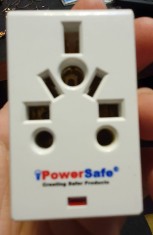 Adaptor priza Dubai, Emiratele Arabe Power Safe pentru diferite tipuri foto