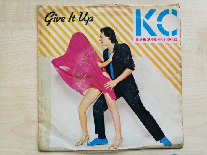 KC &amp; The Sunshine Band - Give it Up (Epic A-3017)(Vinyl/7&quot;)