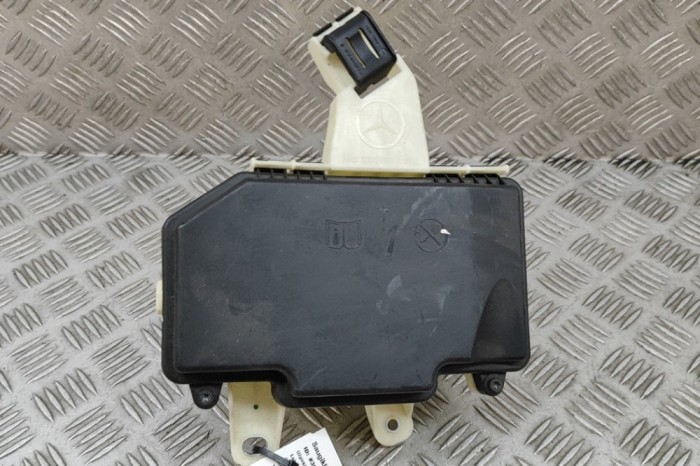 Panou de siguranțe MERCEDES-BENZ S W222, V222, X222 2015 OEM: A2225400082,A2225400024 30467671