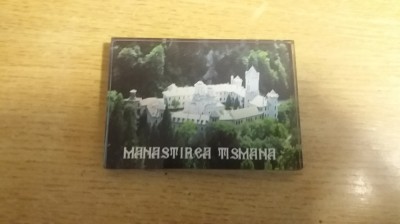 D1 - Magnet frigider - tematica turism - Manastirea Tismana - Romania 13 foto