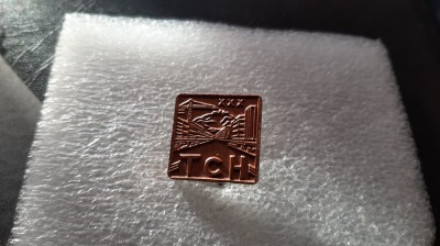 Insigna aniv. TCH Hunedoara foto