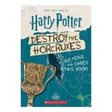 Cumpara ieftin Destroy the Horcruxes (Official Harry Potter Activity Book)