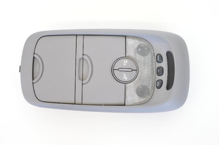 Iluminare interioară KIA SORENTO I JC 2005 OEM: 0K53E51410,1K53E51410,0K52Y51410,940A0-3E000 1850151