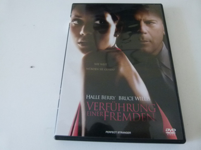 Complet strain - bruce willis, halle berry - 526