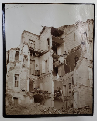 MESSINA , ITALIA , RUINELE UNEI CLADIRI PRABUSITE LA CUTREMURUL DIN 1905, FOTOGRAFIE foto