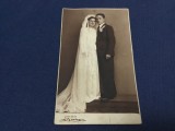 Carte postala / Fotografie de familie Mire si Mireasa perioada interbelica Foto Royal Buzdugan Bucuresti !