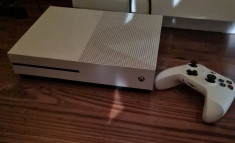 Consola Xbox One S+1 controller +1 joc foto