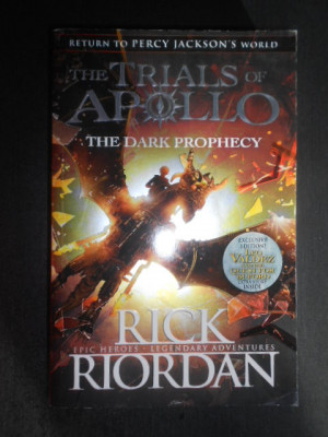 Rick Riordan - The Trials of Apollo. The dark prophecy (2017) foto