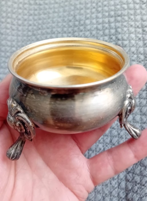 Solnita metal argintat