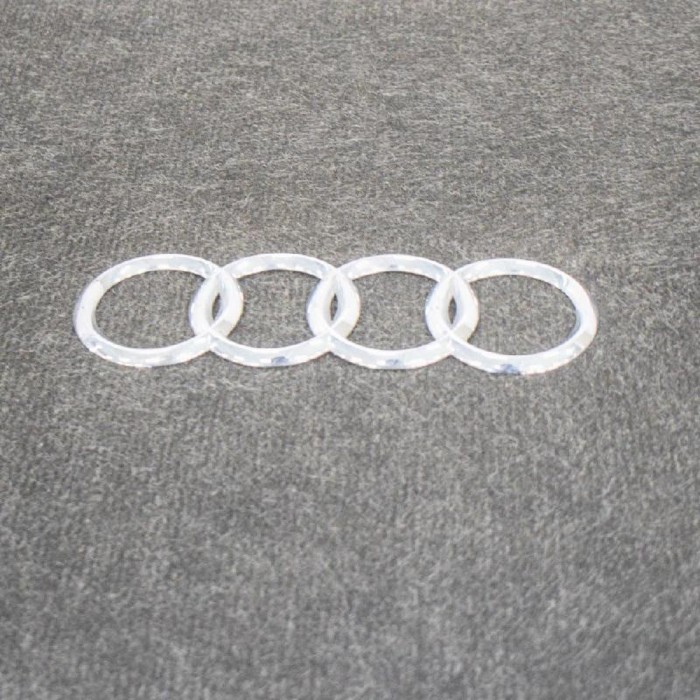 Emblema capota AUDI A6 4F2, C6 2006 OEM: 4E0853742 10856815