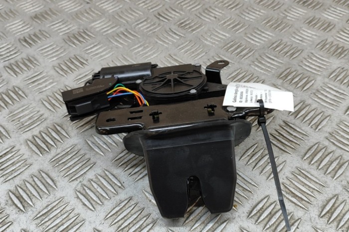 &Icirc;ncuietoare haion TESLA MODEL 3 2022 OEM: 1500604-CN-B | 26243604