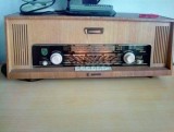 Radio vechi Philips lampi