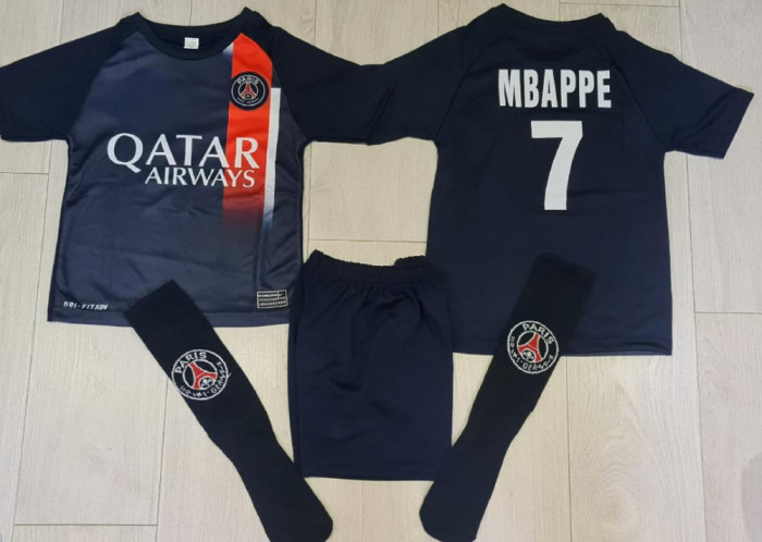 ECHIPAMENTE COMPLETE FOTBAL COPII 5/14 ANI,MBAPPE-PSG,MODEL NOU