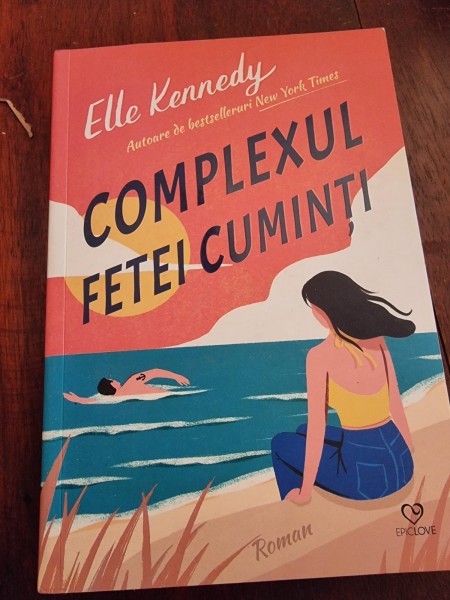 Elle Kennedy - Complexul fetei cuminti