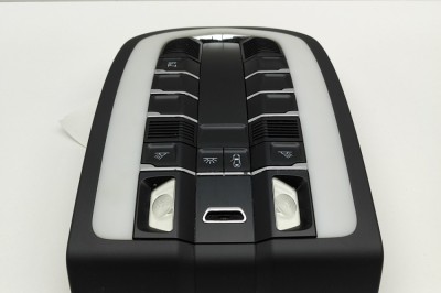 Iluminare interioară PORSCHE MACAN 95B 2016 OEM: 7PP959551GG,7PP959728E,7PP919211E,7PP035711A 30455348 foto