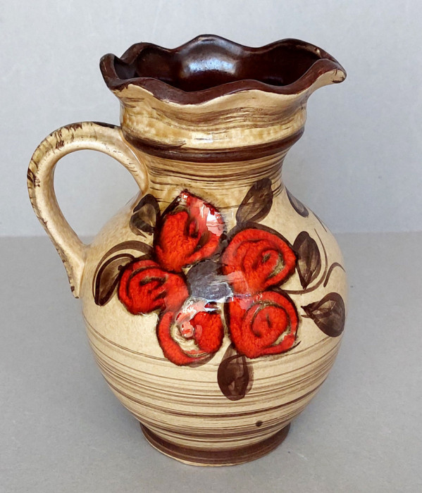 Ulcea de lut pictata cu motiv floral, ceramica bavareza cca 60 ani