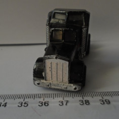 bnk jc Matchbox Kenworth Aerodyne 1/100