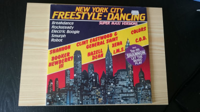 [Vinil] New York City Freestyle Dancing - Super Maxi Versions - compilatie 2LP foto