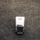 Buton fr&acirc;nă de m&acirc;nă MERCEDES-BENZ C W205 2015 OEM: A2059056603 3614464