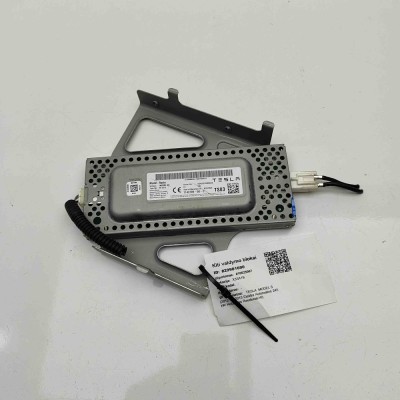 Alt modul de control TESLA MODEL S 2015 OEM: 1143709-00-C 29981600 foto
