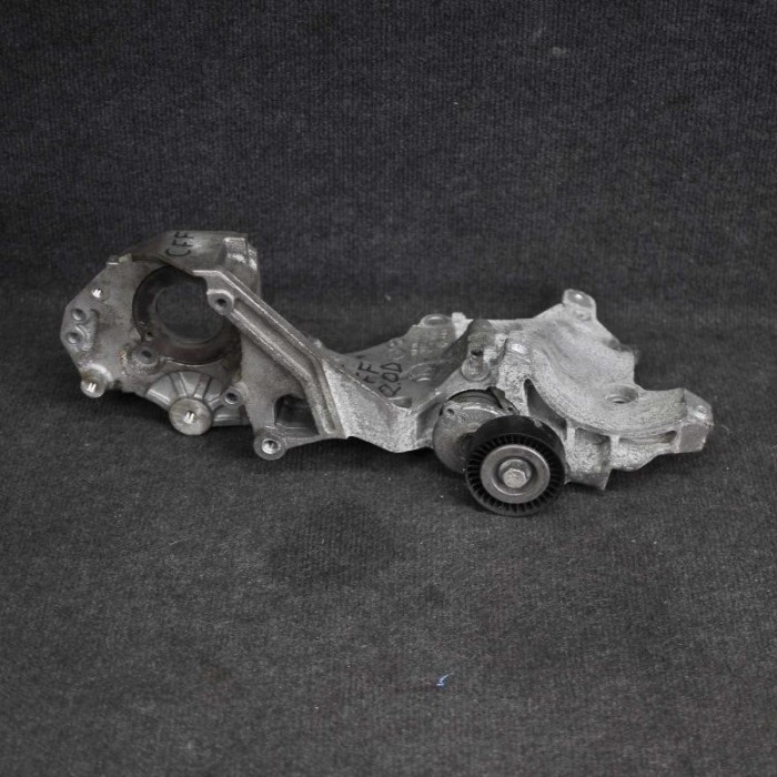 Suport alternator VW PASSAT B7 362 2012 OEM: 03L903143K 1589880