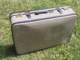 (5) Geamantan mare vintage texturat curele bachelit valiza retro decor recuzita colectie 76 cm