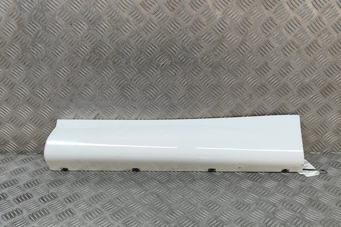 Bandou inferior ușă st&acirc;nga spate LAND ROVER RANGE ROVER SPORT L461 2024 OEM: N9X2-27A49-B 29507308