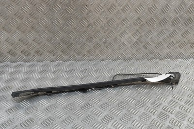 Ornament picurator haion st&amp;acirc;nga VW TOUAREG 7P5 2017 OEM: 7P6827711 | 32027445 foto