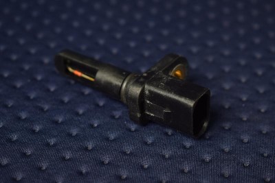 Senzor de temperatură AUDI Q7 4M 2015 OEM: 06B905379D | 2382941 foto