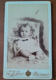 Fotografie tip CDV, bebelus, inceput de secol XX