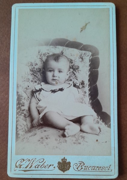 Fotografie tip CDV, bebelus, inceput de secol XX