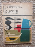 GOSPODINA SI OASPETII FAMILIEI FDRAGA NEAGU 1968