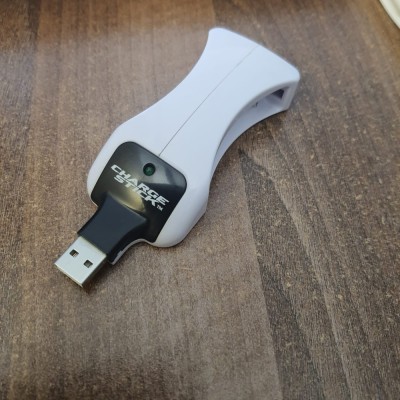 Incarcator USB, pentru acumulatori AA, AAA, Ni-Mh foto