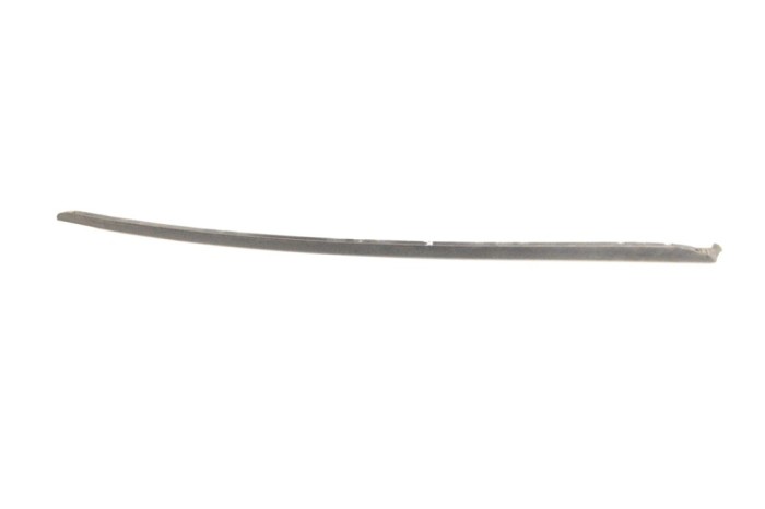 Ornament vertical parbriz st&acirc;nga AUDI A4 Avant 8K5, B8 2014 13833101