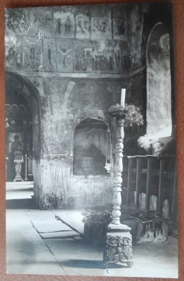 Carte postala, interior Manastirea Cozia cu mormantul lui Mircea cel Batran, perioada inbterbelica foto