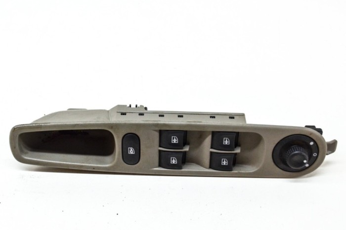 Buton geam ușă dreapta față RENAULT ZOE BFM_ 2016 OEM: 254008973R 13654541