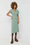 Cumpara ieftin BOSS rochie culoarea verde, midi, drept 50488660