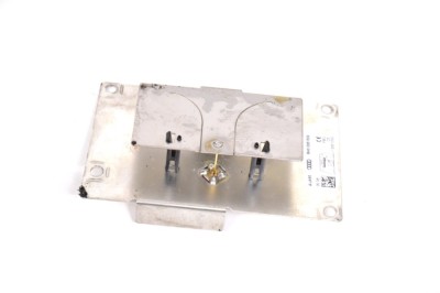 Amplificator de antena AUDI A4 Cabrio 8H7, B6, 8HE, B7 2006 OEM: 8H0035503 11789636 foto