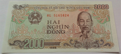 BANCNOTA 2000 DONG - VIETNAM, anul 1988 *cod 811 = UNC foto