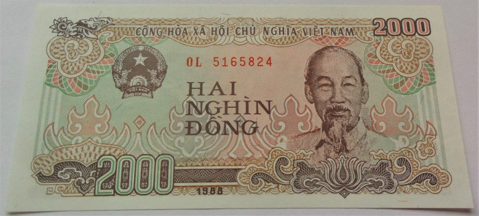 BANCNOTA 2000 DONG - VIETNAM, anul 1988 *cod 811 = UNC