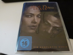 Beauty and the beast- complet - 20 dvd - b55 foto