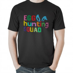 Tricou personalizat barbat "EGG HUNTING SQUAD", Negru, Marime M