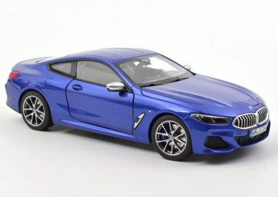 Macheta auto BMW M850i albastru 2019, 1:18 Norev foto