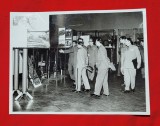 Generali &amp; ofiteri romani la o expozitie de tehnica militara foto anii 1980