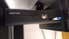 Xbox 360 slim foto