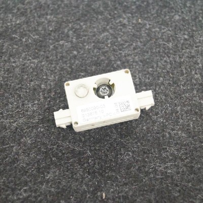 Amplificator de antena BMW X3 E83 2005 OEM: 6990090 2473763 foto