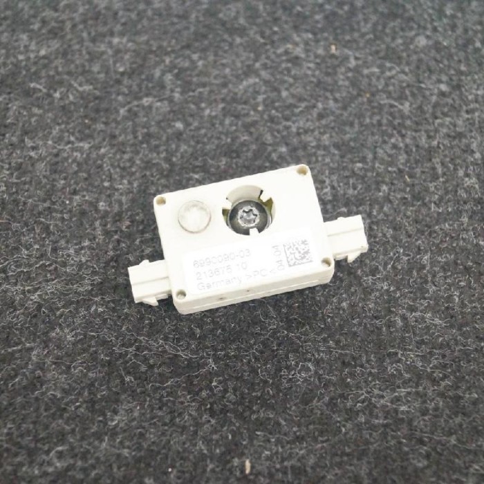 Amplificator de antena BMW X3 E83 2005 OEM: 6990090 2473763