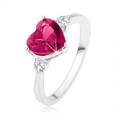 Inel de logodnă - inimă din zirconiu roz închis, două ştrasuri transparente, argint 925 - Marime inel: 52