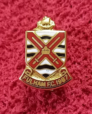Insigna fotbal - FULHAM FC (Anglia) foto