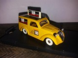 Macheta Fiat 500B Furgoncino Amaro 18 Isolabella - 1946 scara 1:43 BRUMM